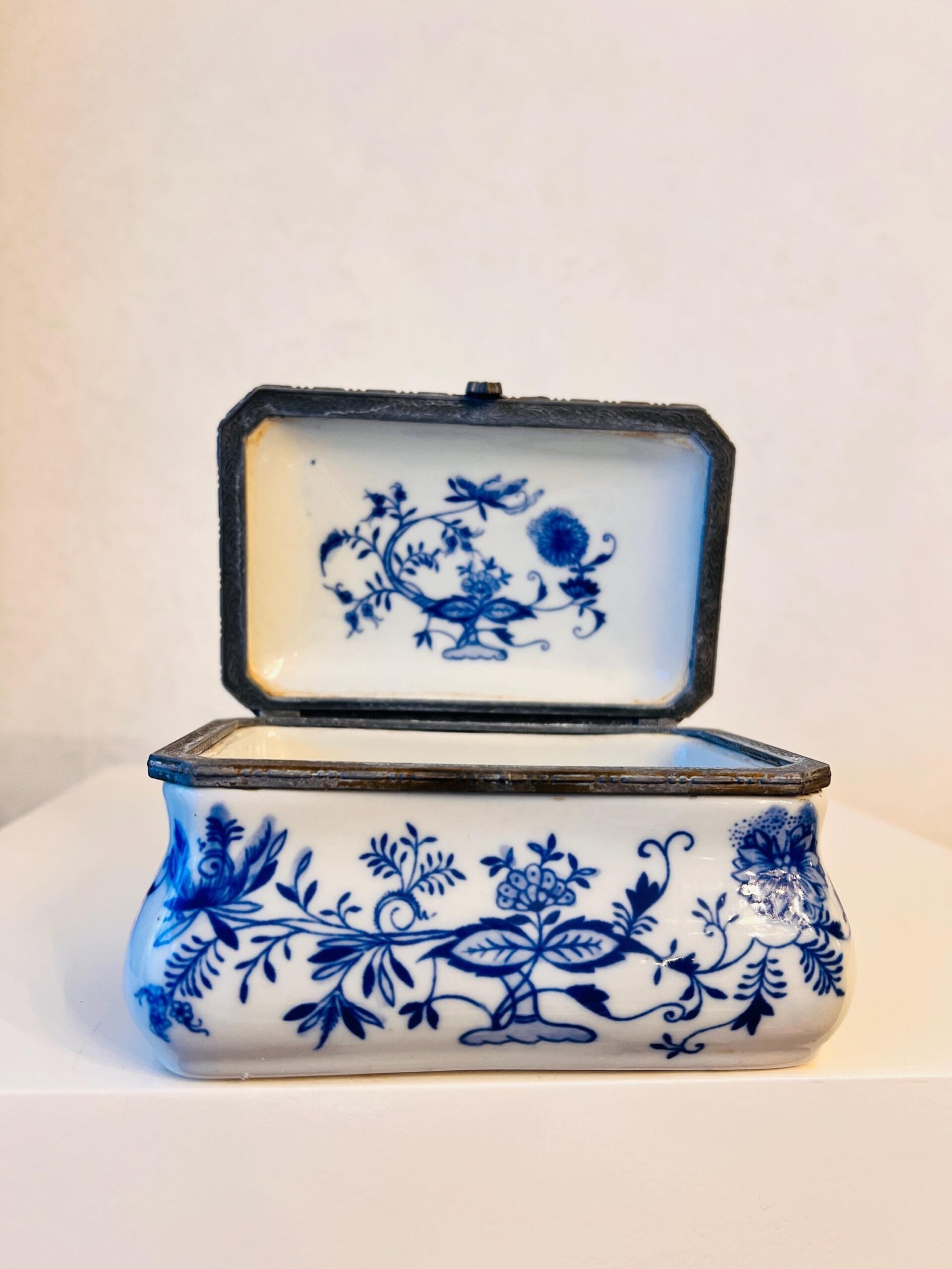 Hand-painted Porcelain Jewelry Box with Danube Blue Onion Pattern, Vintage Trinket Storage Inspired by Meissen Style