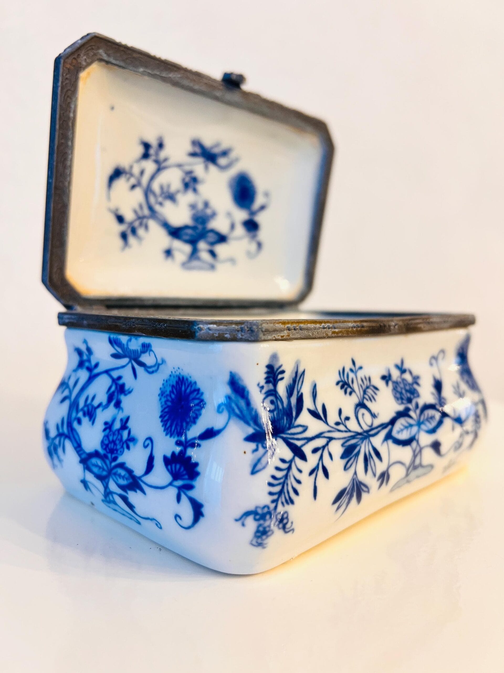 Hand-painted Porcelain Jewelry Box with Danube Blue Onion Pattern, Vintage Trinket Storage Inspired by Meissen Style