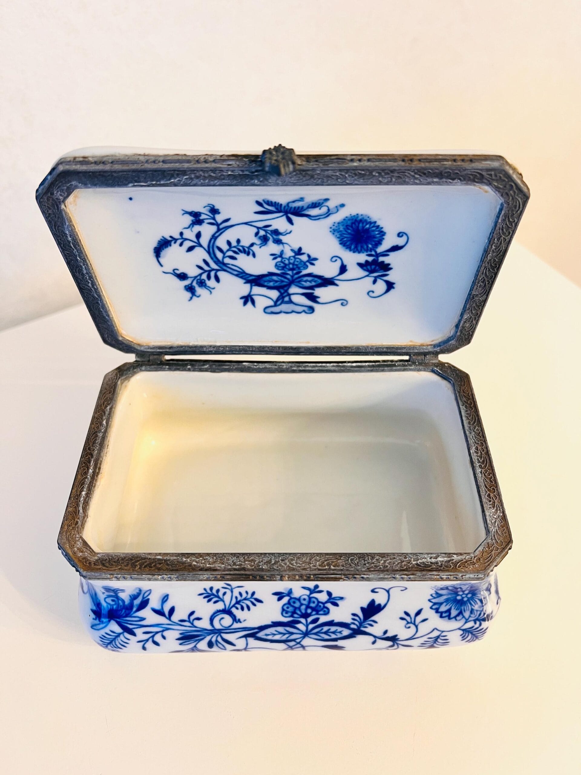 Hand-painted Porcelain Jewelry Box with Danube Blue Onion Pattern, Vintage Trinket Storage Inspired by Meissen Style
