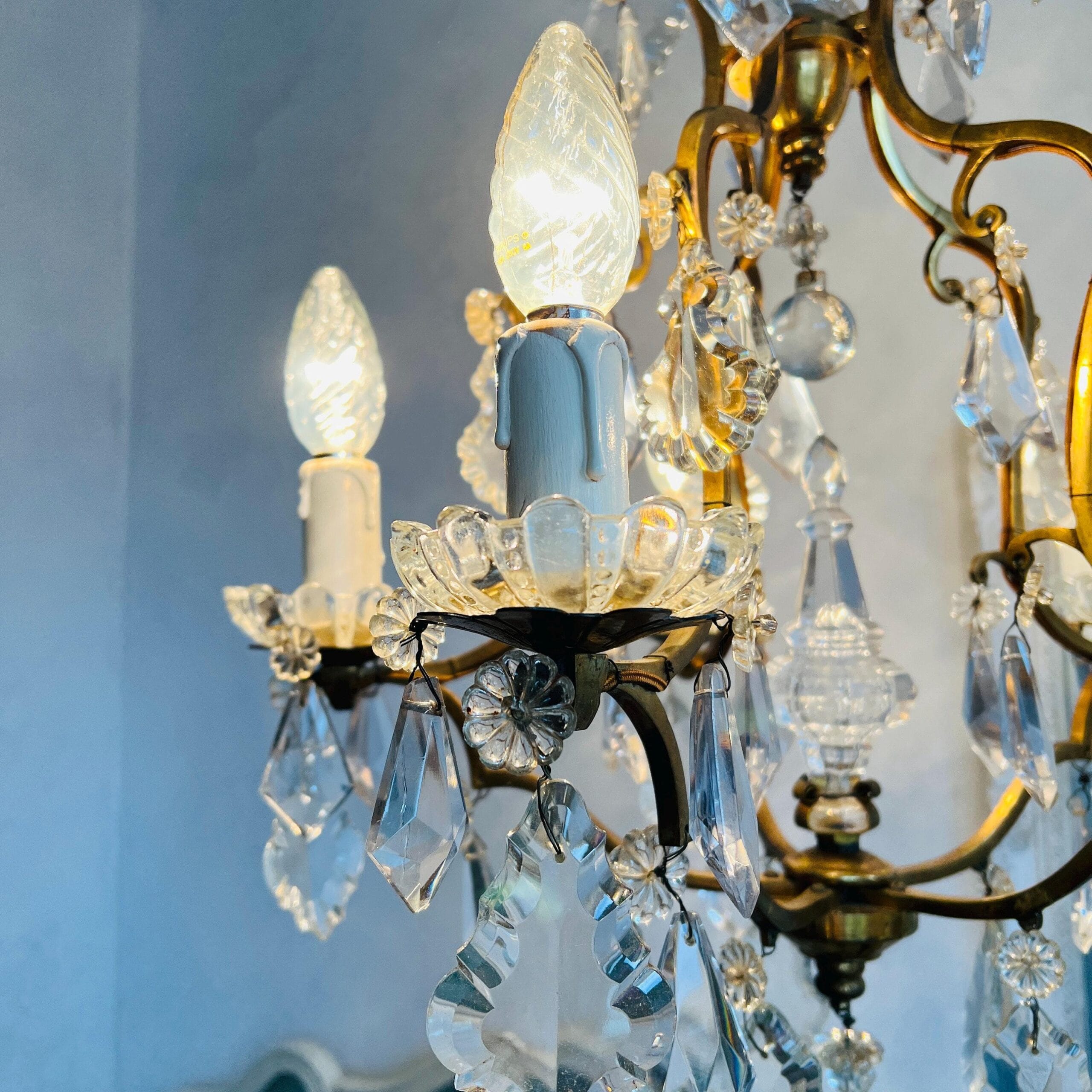 French Crystal Chandelier with Brass Finish, Ornate Vintage Ceiling Light for Dining Room or Entryway, Statement Lighting Decor