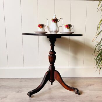 duplicate - Round Wood Side Table – Mid Century Accent Table with Curved Legs, Warm Walnut Finish