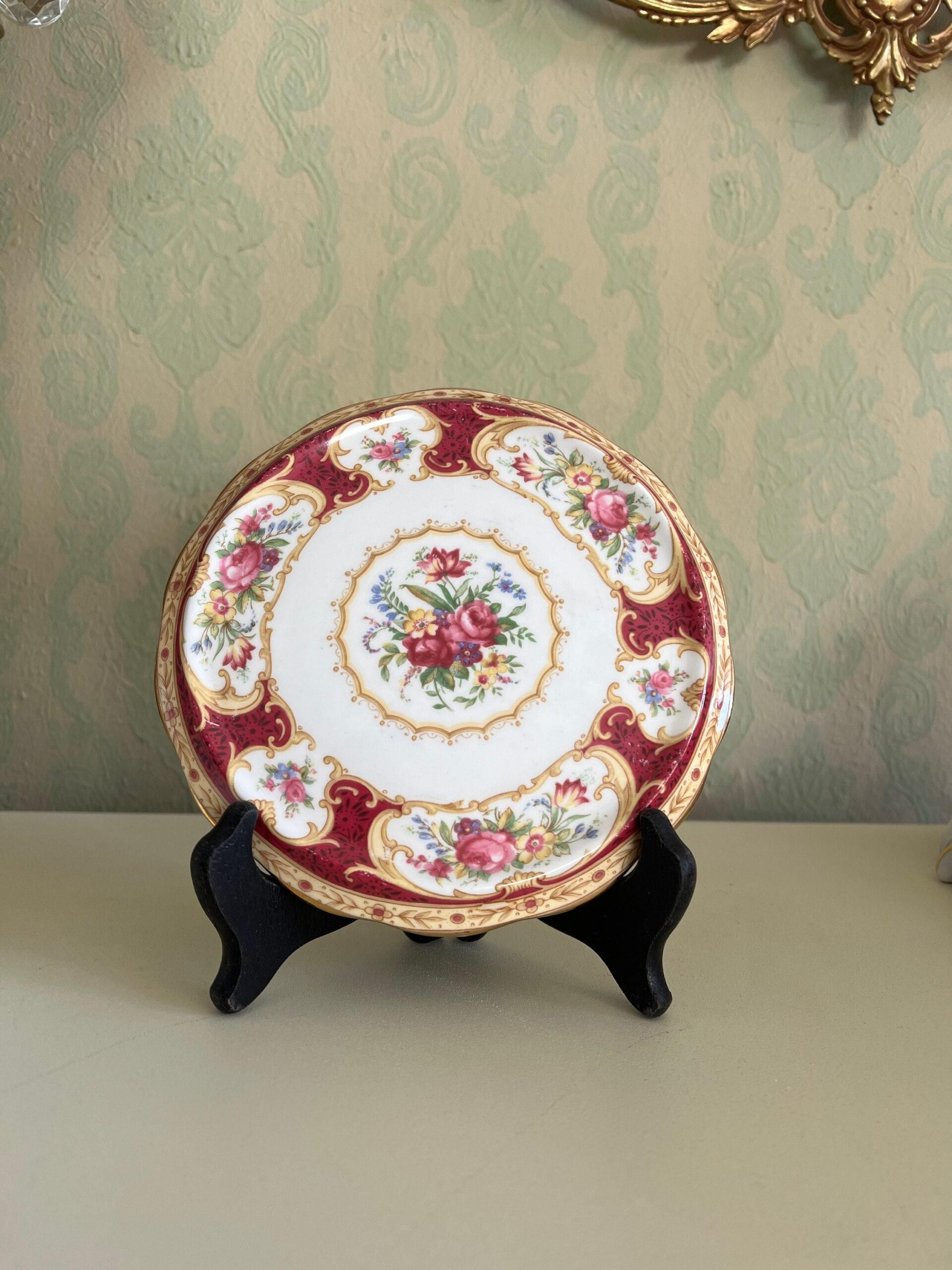 Bone China Trivet by Royal Albert Lady Hamilton Pattern 1940s Floral Teapot Coaster 1st Quality English Kitchen Decor