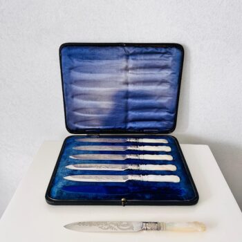 Antique Mother of Pearl Silver Plated Fish Cutlery Set in Art Deco Style with Box, JD and S Marked, England, 6-Piece Presentation Set