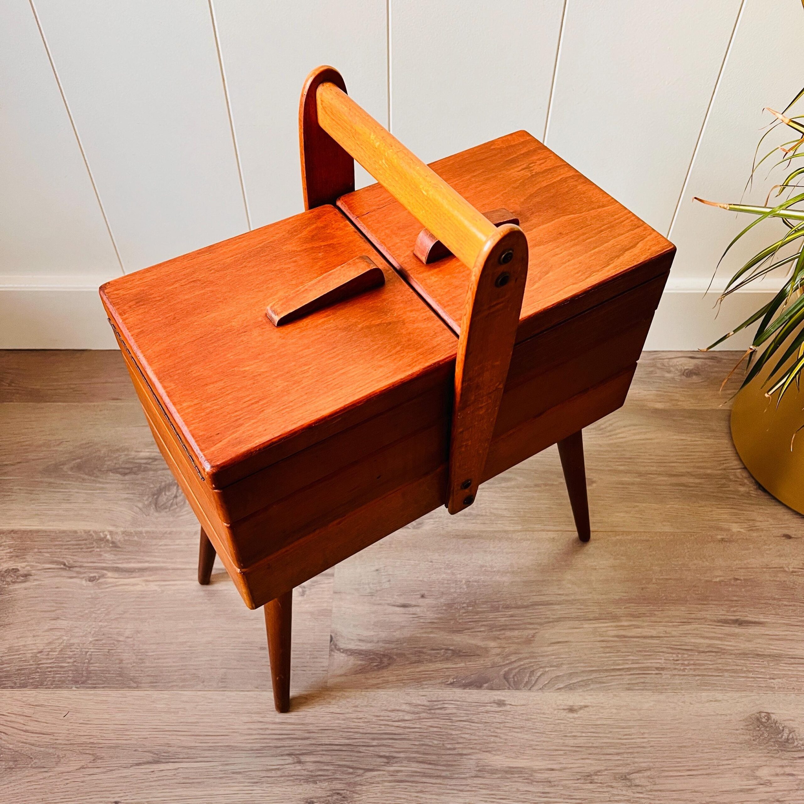 Vintage Wooden Sewing Box with Handle - Compact Storage for Sewing Essentials