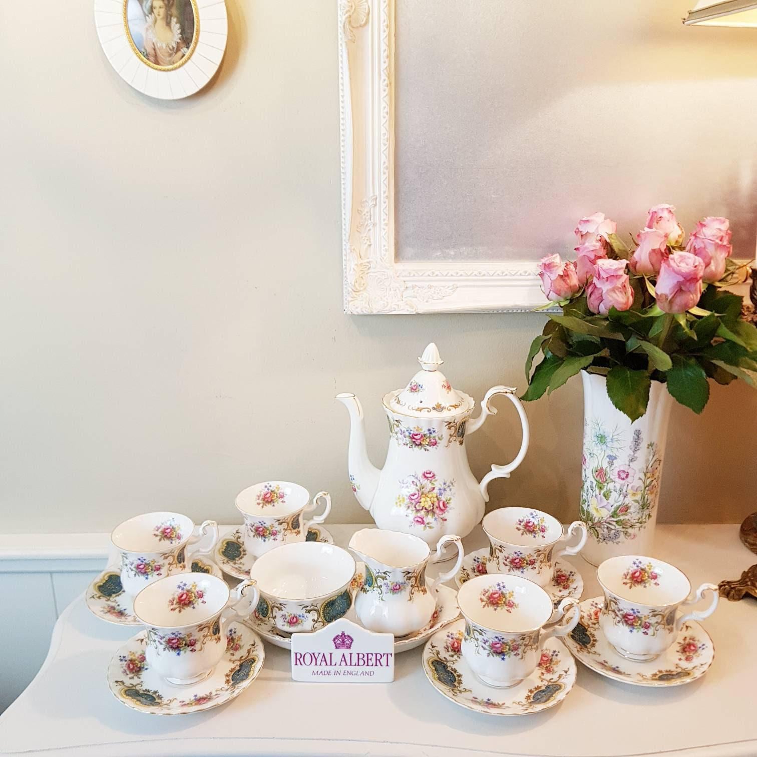 Bone china tea coffee set for six by Royal Albert, Berkeley pattern, vintage English tableware, 16-piece gift-worthy collection